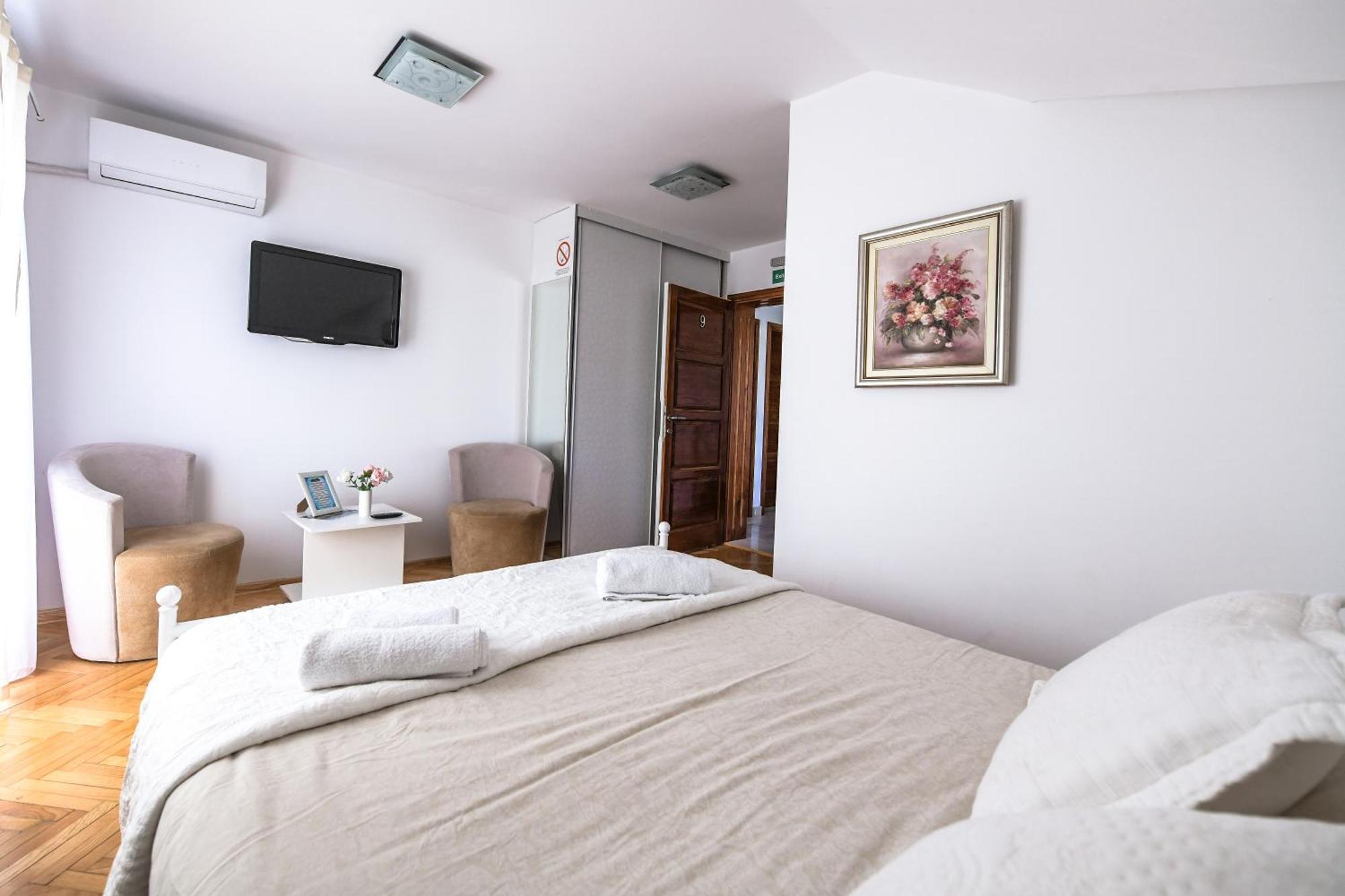 Suncani Breg Apartments Vrdnik Room photo